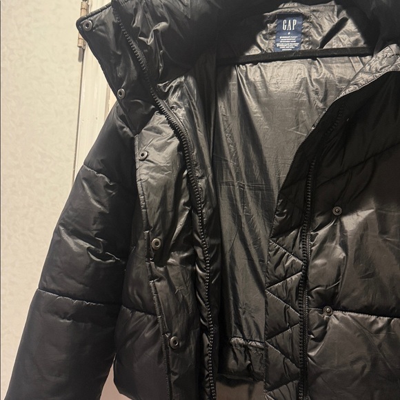 GAP Shiny Black Quilted Jacket with hood - Picture 3 of 5